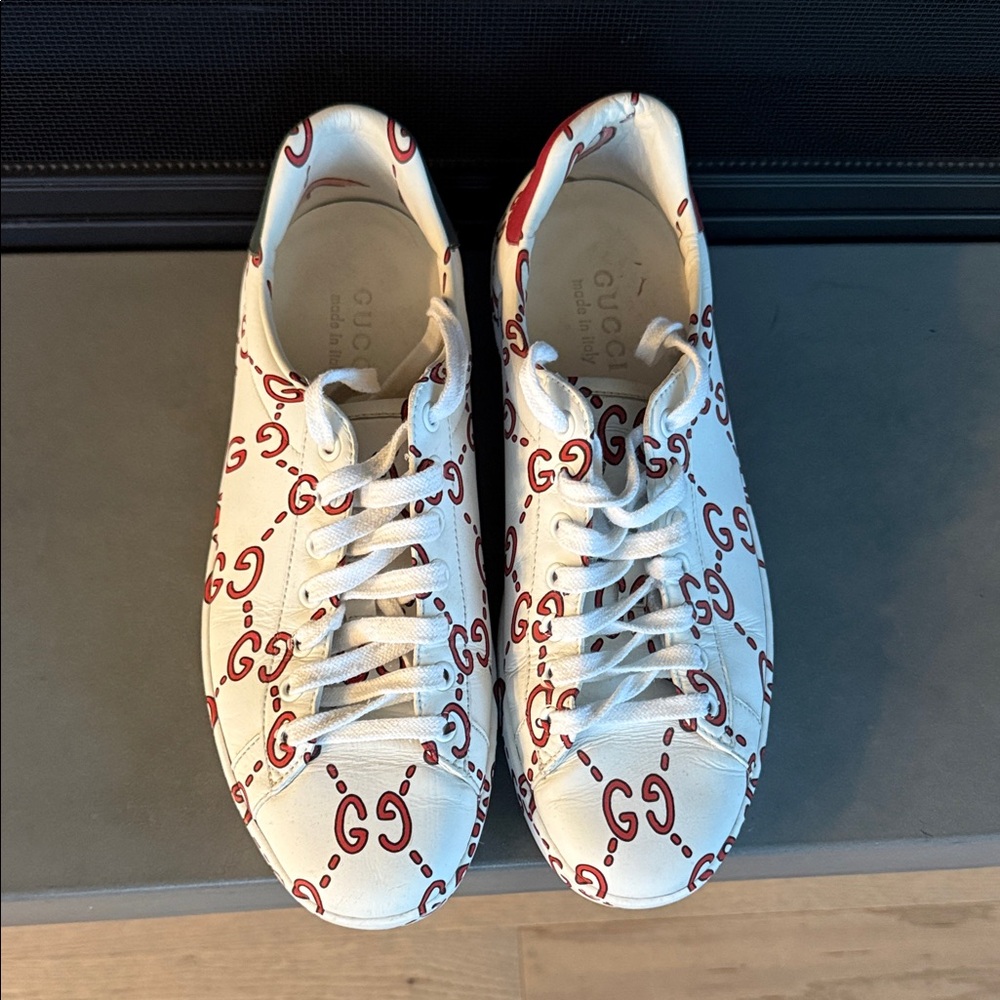 Gucci White and Red Patterned Sneakers